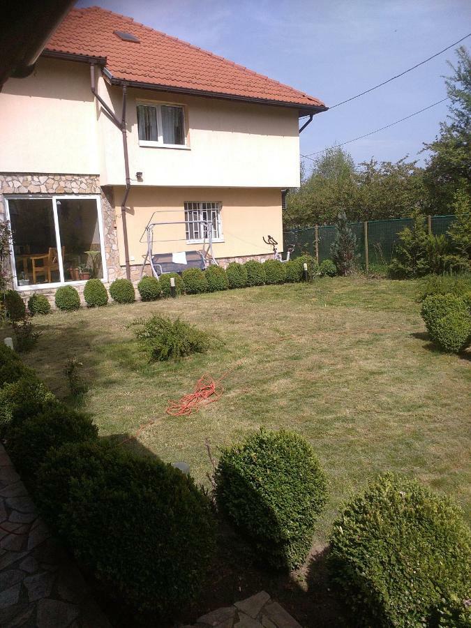 Guest House Iveta 소피아 외부 사진